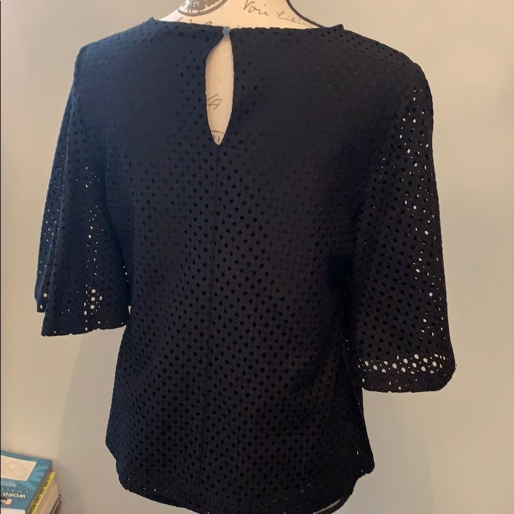 EUC Banana Republic black blouse, size small - Picture 2 of 4